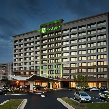 Holiday Inn Alexandria At Carlyle By Ihg Экстерьер фото